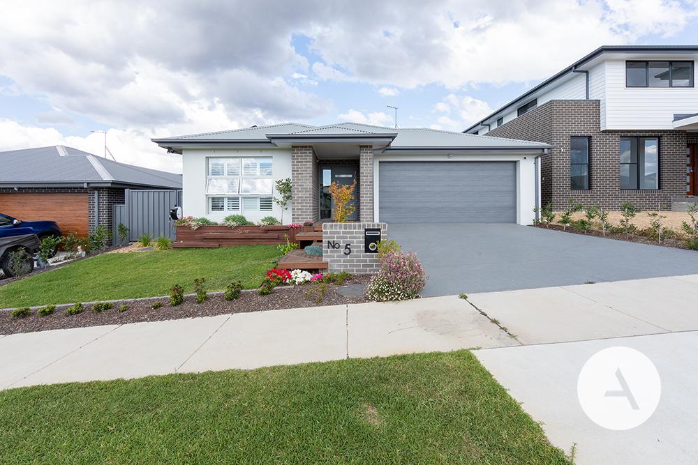 5 Sunray St, Tralee, NSW 2620