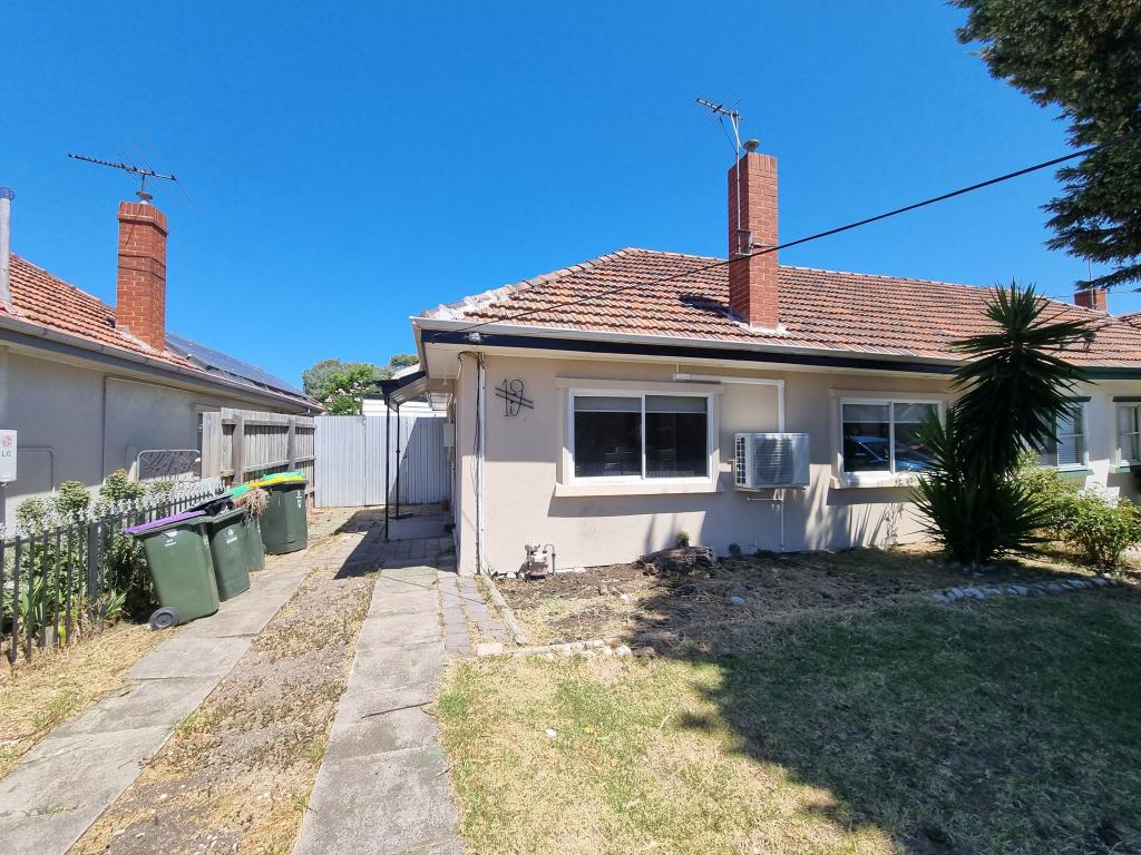 19 Croker St, Newport, VIC 3015