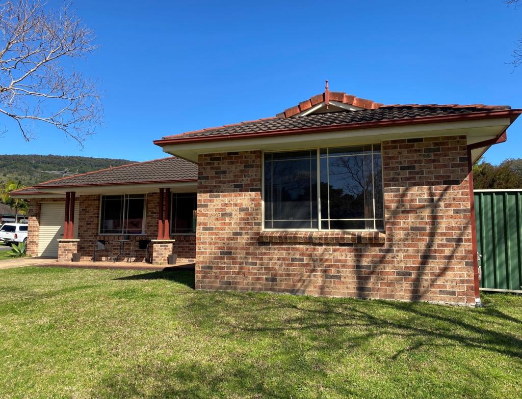 4 Tully Cres, Albion Park, NSW 2527