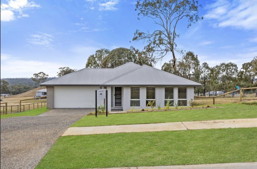 28 Harvest Rd, Meringandan West, QLD 4352
