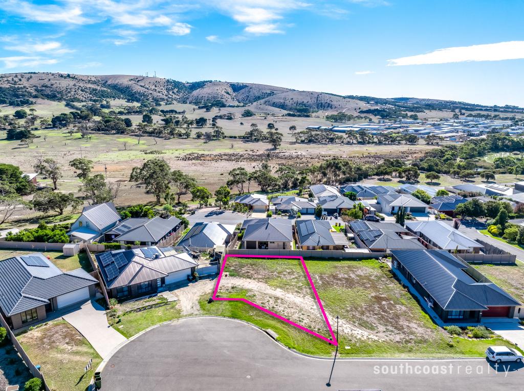 8 Snapper Ct, Hayborough, SA 5211