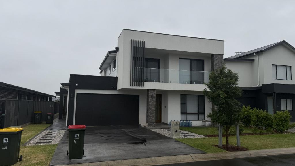 4A BURROUGH ST, CATHERINE FIELD, NSW 2557