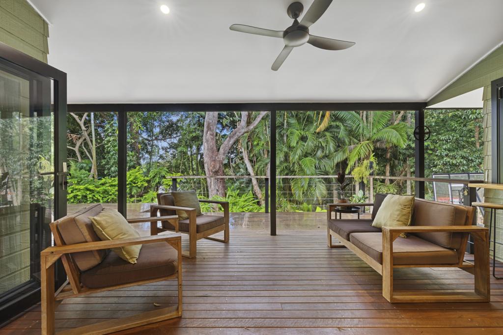 2 Gilba Ave, Ocean Shores, NSW 2483