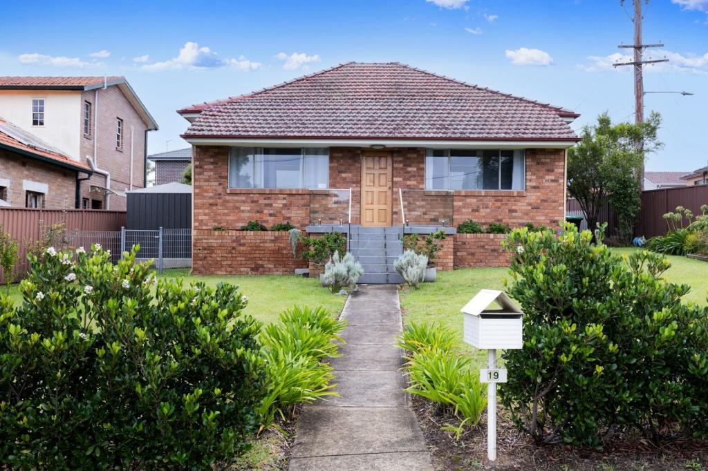 19 Tennyson Rd, Gladesville, NSW 2111