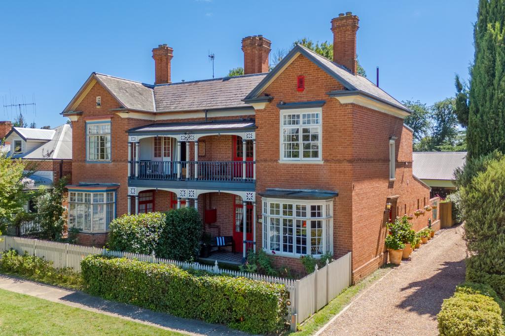227 Lambert St, Bathurst, NSW 2795