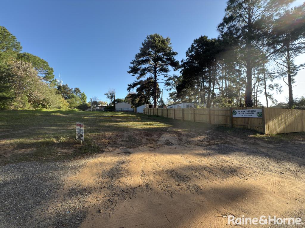 8 Nicholas St, Russell Island, QLD 4184