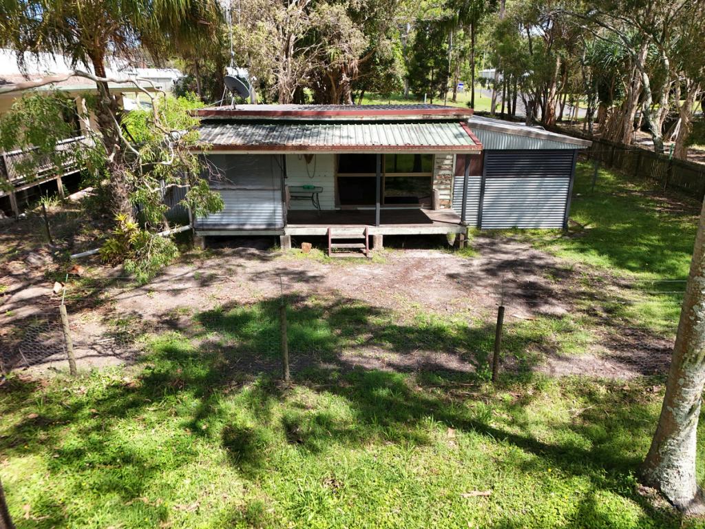 121 Boronia Dr, Poona, QLD 4650