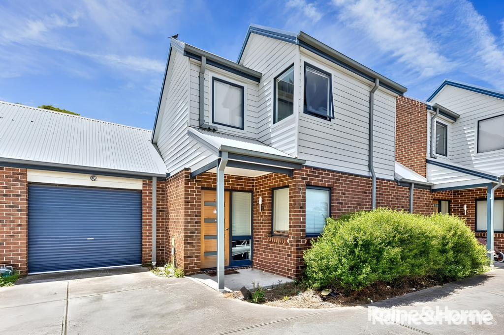 2/12 Emily St, St Albans, VIC 3021