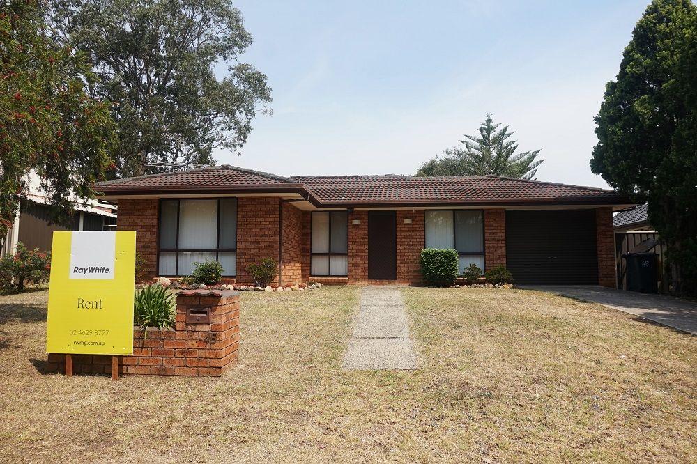 48 Ironside Ave, St Helens Park, NSW 2560