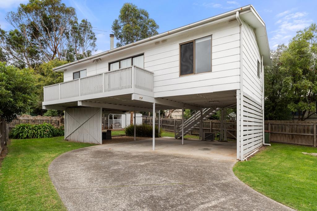 5 Outlook Dr, Cowes, VIC 3922