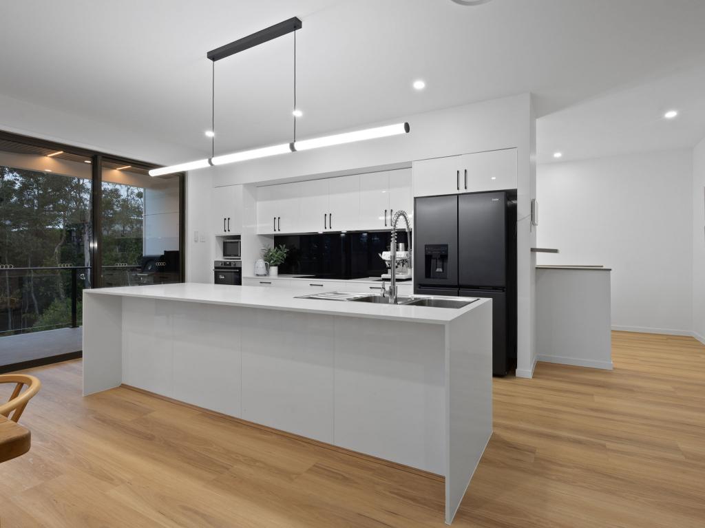 32 Citrus Cres, Collingwood Park, QLD 4301