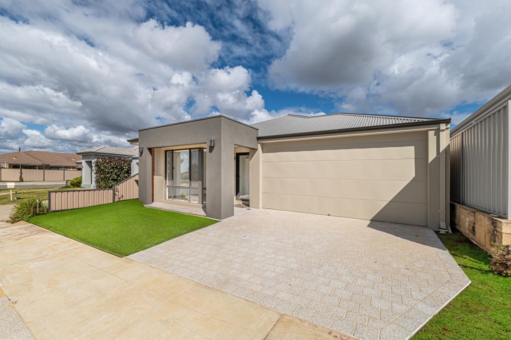 15b Calvera Gdns, Piara Waters, WA 6112