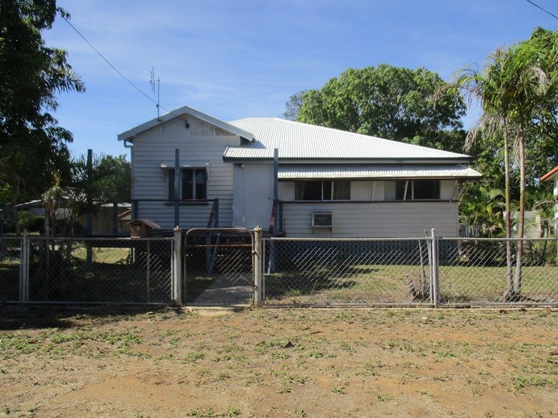 6 Carpet St, Collinsville, QLD 4804