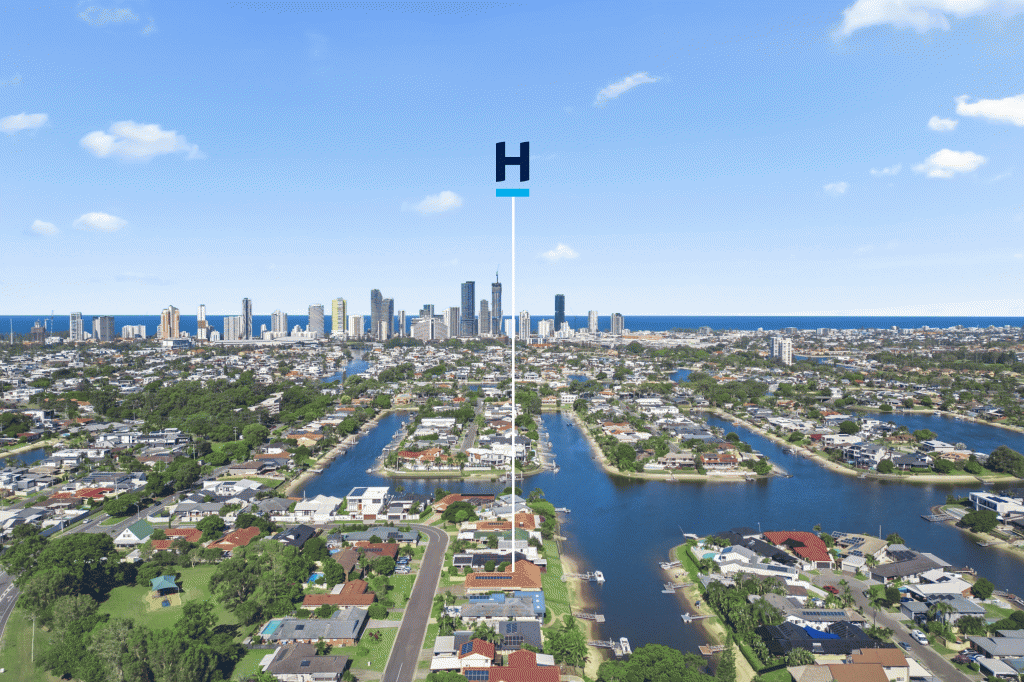22 WYUNA ST, BROADBEACH WATERS, QLD 4218