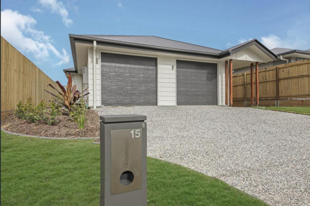 2/15 MOUNT WHEELER, PARK RIDGE, QLD 4125