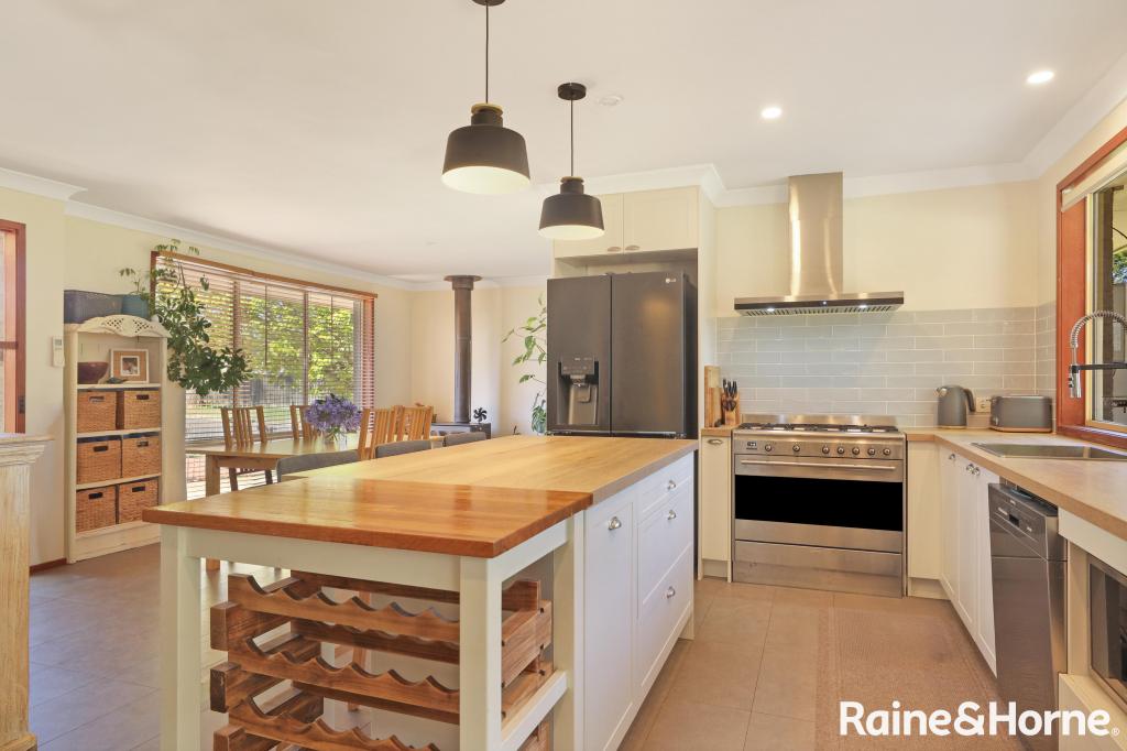 17 Janice Cres, Moss Vale, NSW 2577