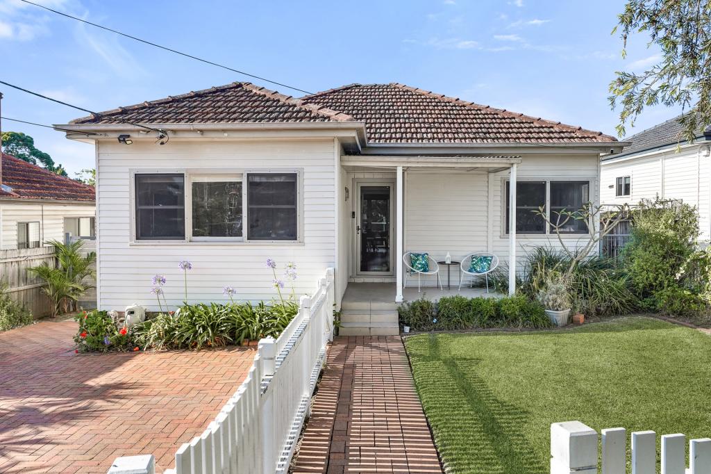 11 Griffiths St, Ermington, NSW 2115