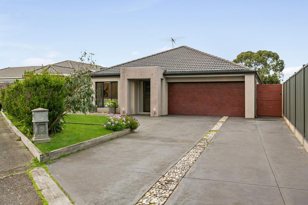 6 The Ponds, South Morang, VIC 3752