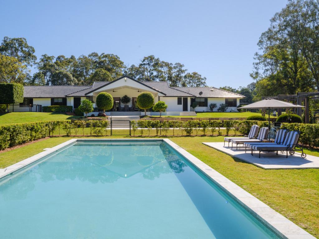 94 Tiverton Pl, Bridgeman Downs, QLD 4035