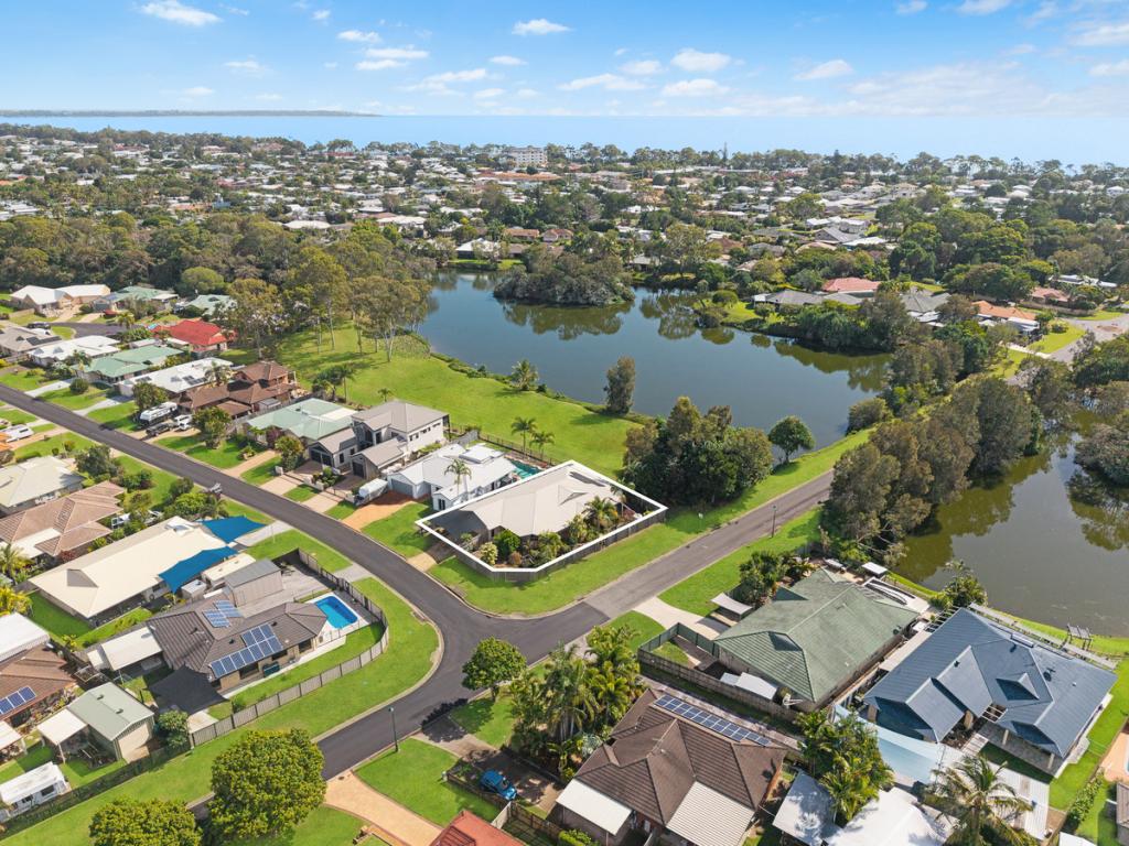 61 Alexander St, Torquay, QLD 4655
