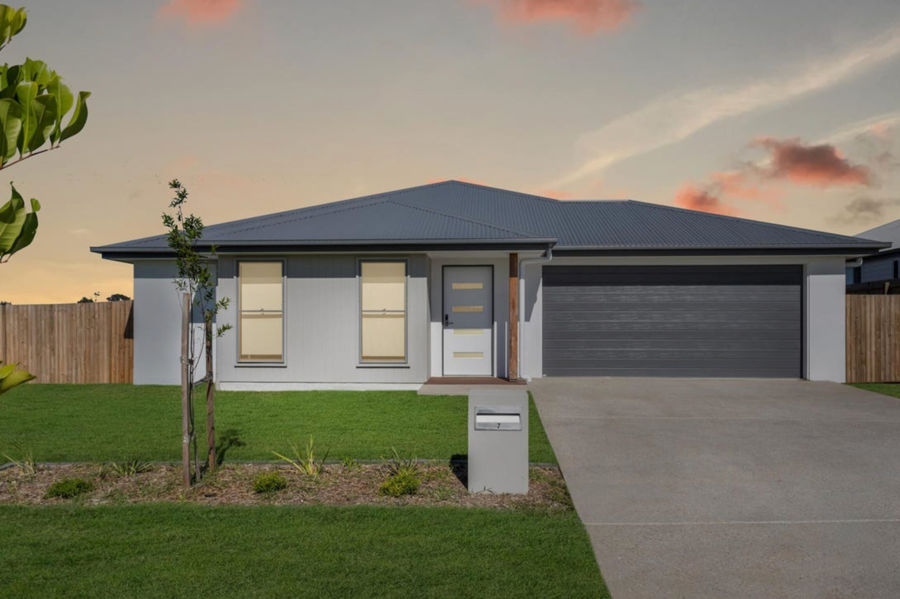 7 Paroo St, Plainland, QLD 4341