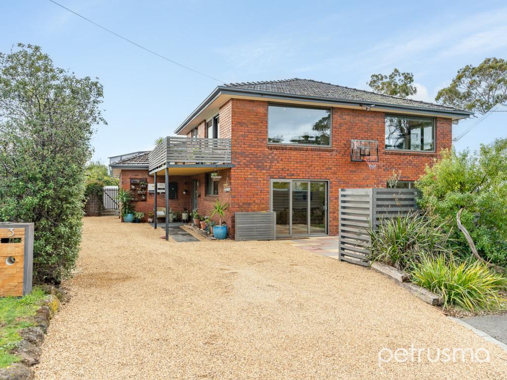 3 Balanada St, Lauderdale, TAS 7021