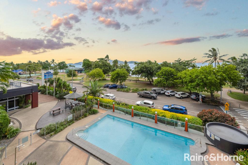 211/75 The Stra, North Ward, QLD 4810