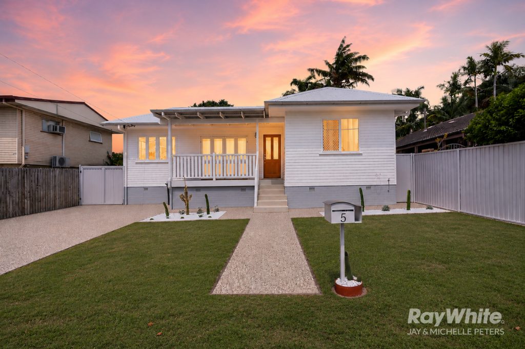 5 HIGHLAND ST, REDCLIFFE, QLD 4020
