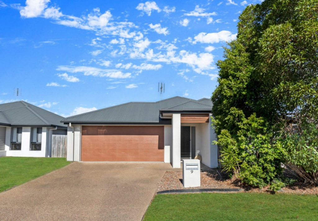 9 Lillee Ct, Urangan, QLD 4655