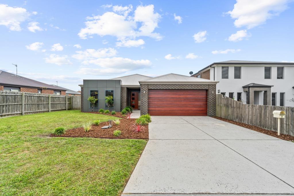 2 Tyrone Cl, Traralgon, VIC 3844