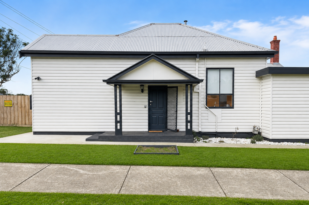 11 Humble St, East Geelong, VIC 3219