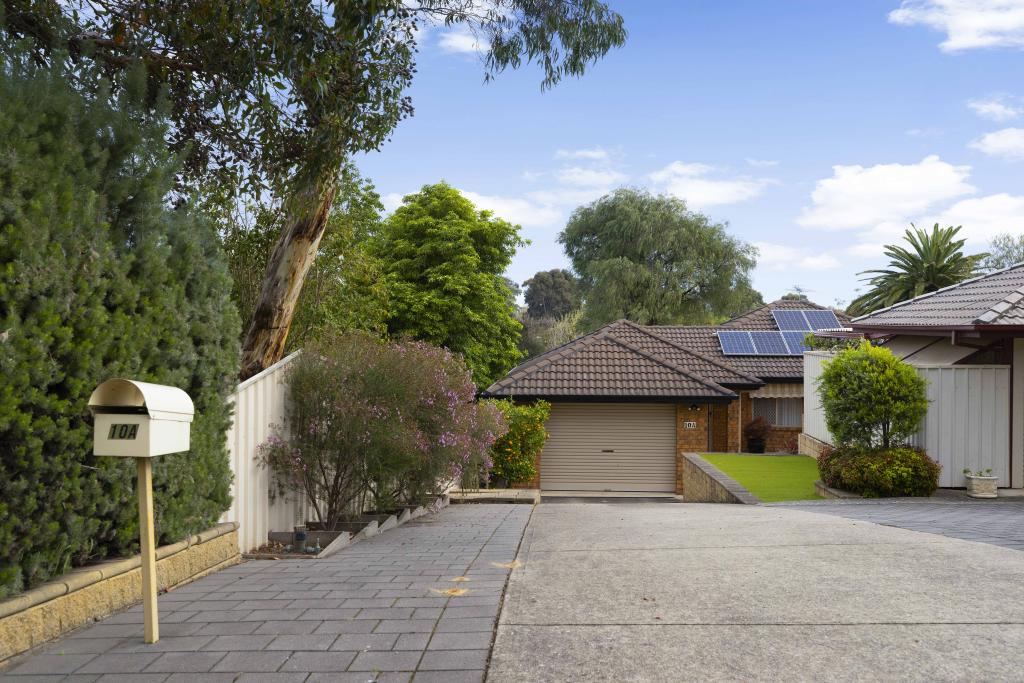 10a Sunnymeade Dr, Aberfoyle Park, SA 5159