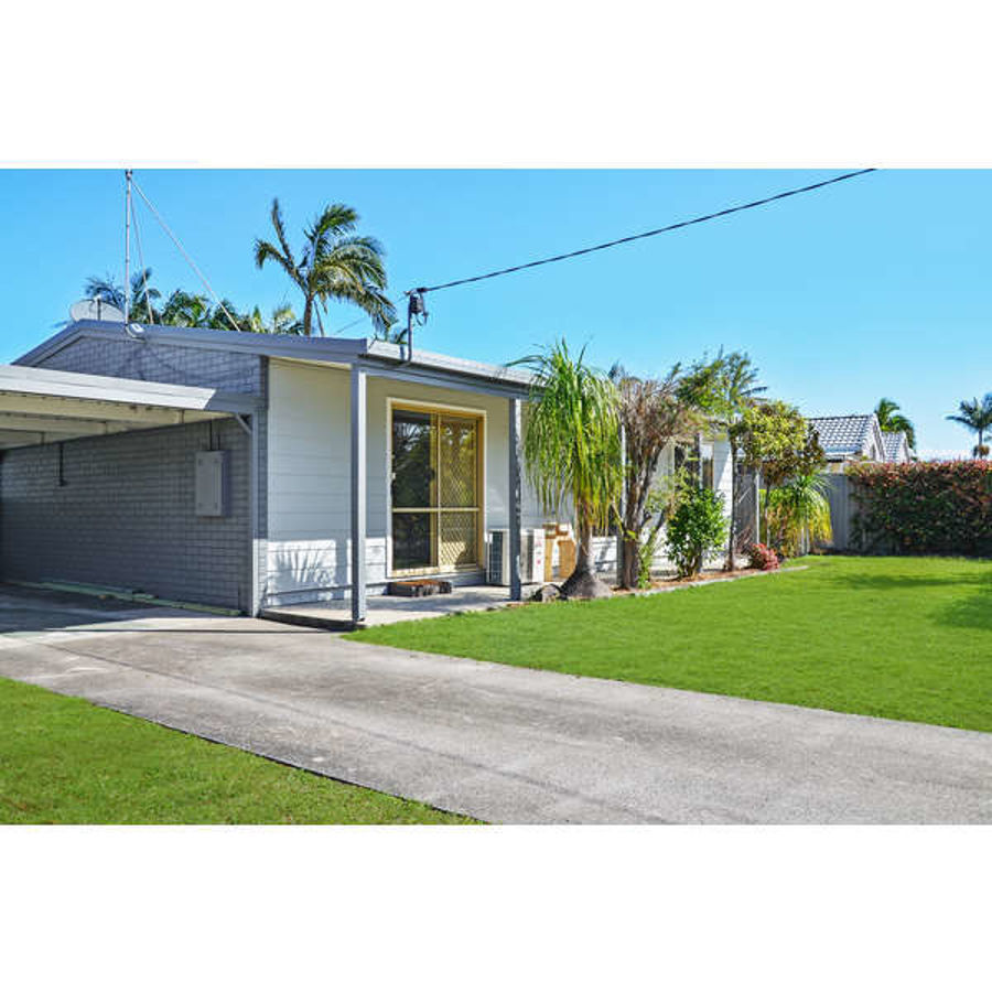 6 Alloota St, Wurtulla, QLD 4575
