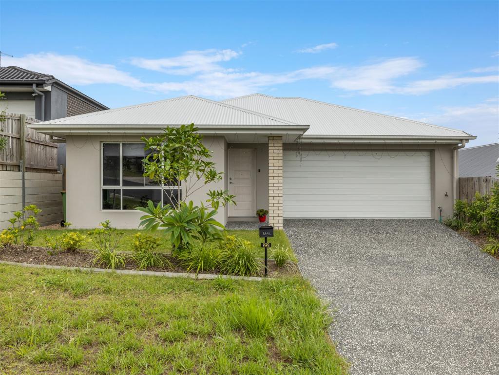 22 Broxburn Cct, Spring Mountain, QLD 4300