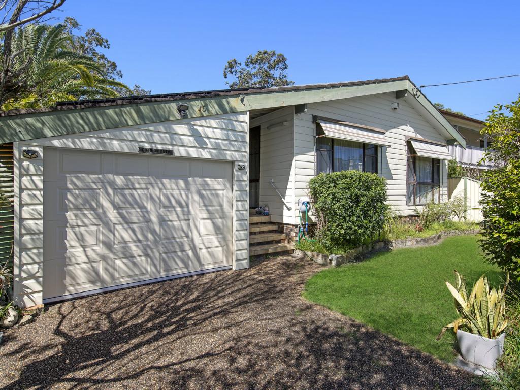 16 Allambee Cres, Blue Haven, NSW 2262