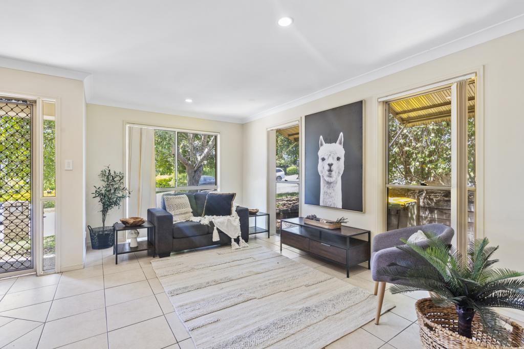 2/5 Prewett St, Upper Coomera, QLD 4209