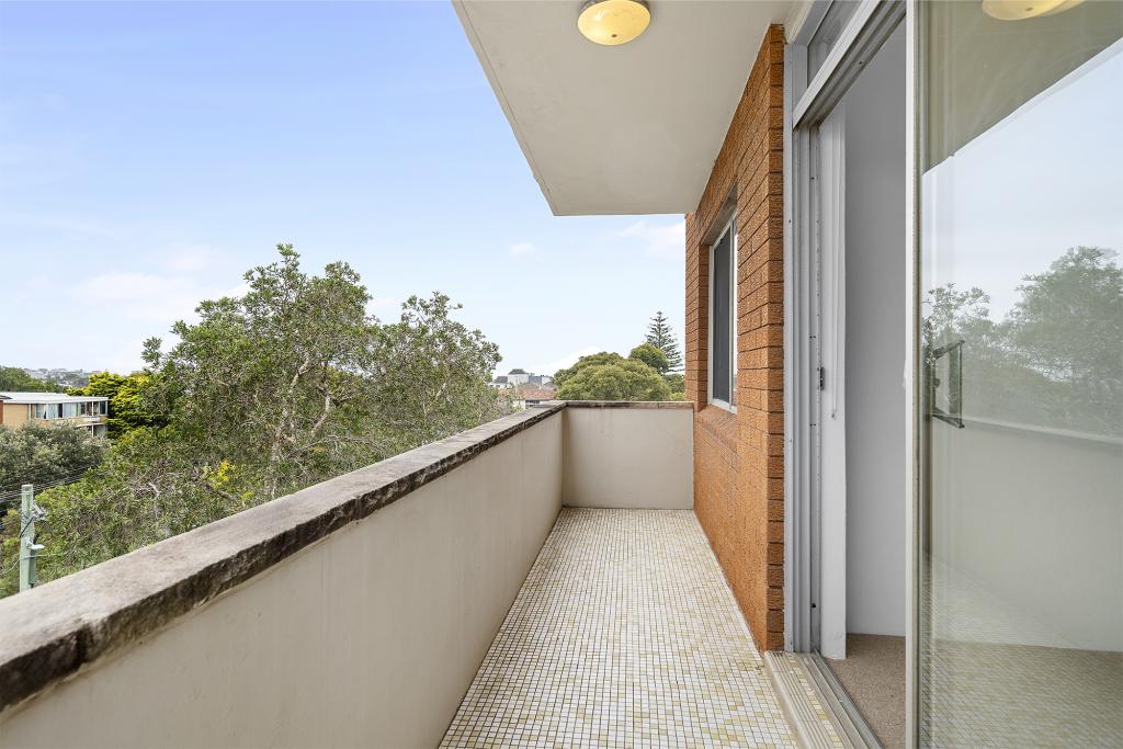 2/7 BERWICK ST, COOGEE, NSW 2034