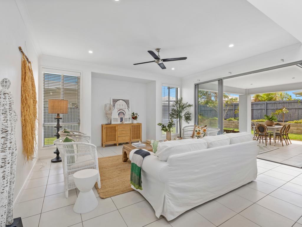 49 Laceflower Pde, Casuarina, NSW 2487