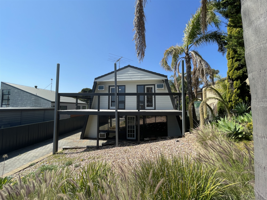 6 Pennayoona St, Hallett Cove, SA 5158