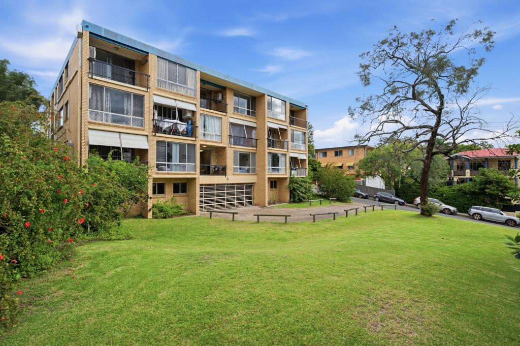 2/52 Sisley St, St Lucia, QLD 4067