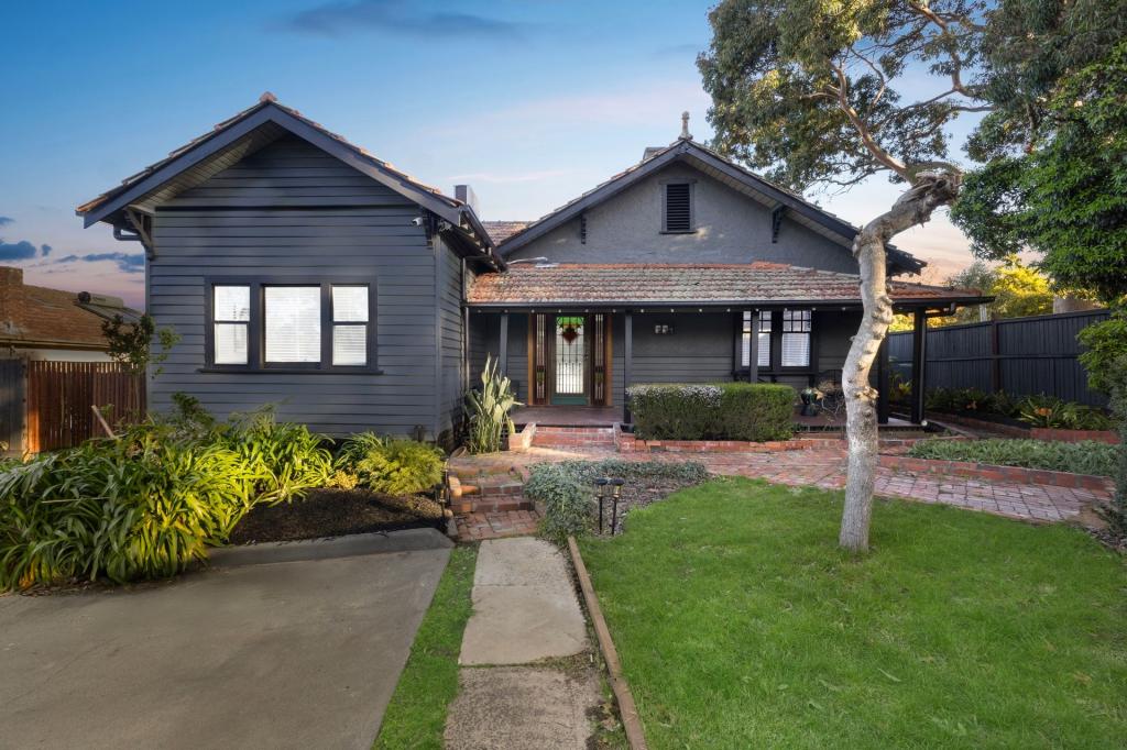56 WHITEHORSE RD, BLACKBURN, VIC 3130