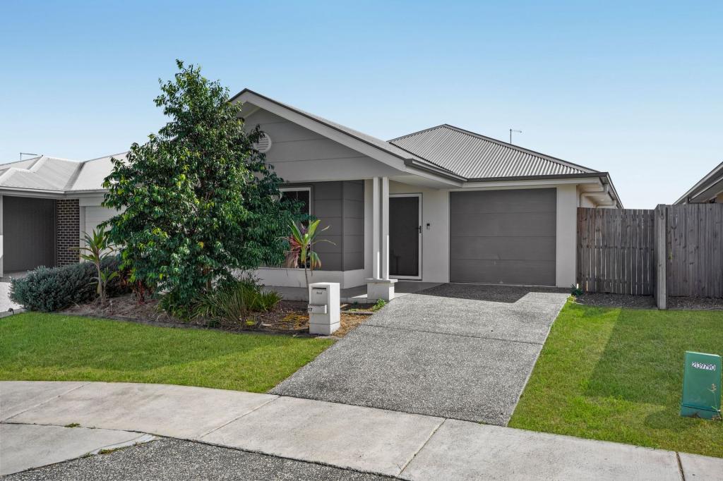17 Evelyn Cl, Deebing Heights, QLD 4306