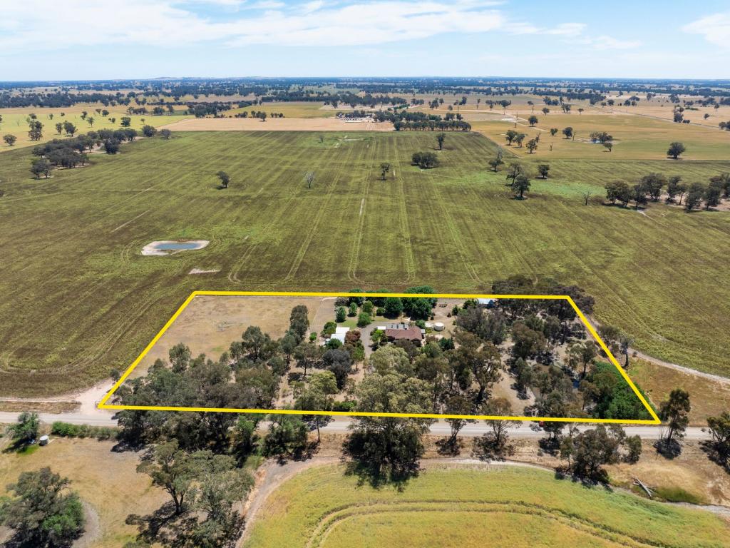 252 Berger Rd, Stewarton, VIC 3725