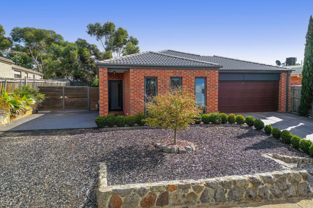 31 Burbidge Dr, Bacchus Marsh, VIC 3340