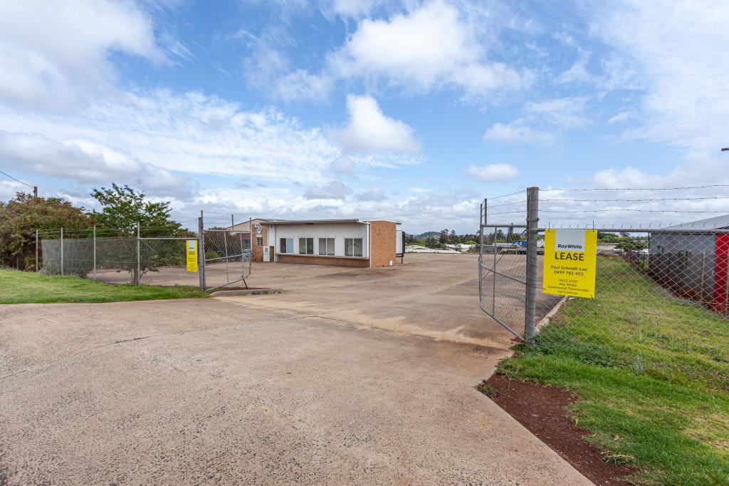 13-17 Spencer St, Harristown, QLD 4350