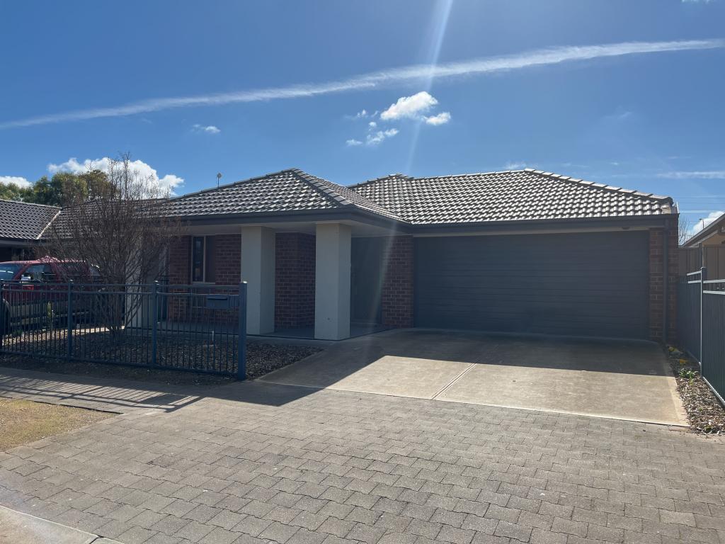 16 Barrat St, Smithfield Plains, SA 5114