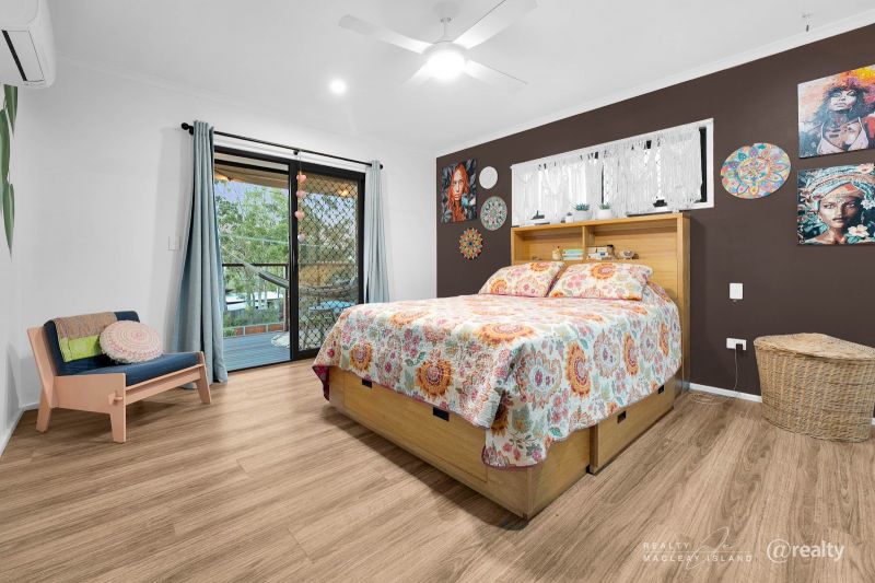 222 Kate St, Macleay Island, QLD 4184