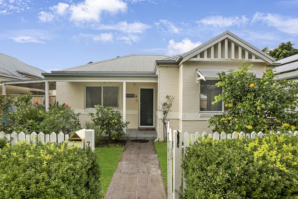 7 Kensington Lane, Dapto, NSW 2530