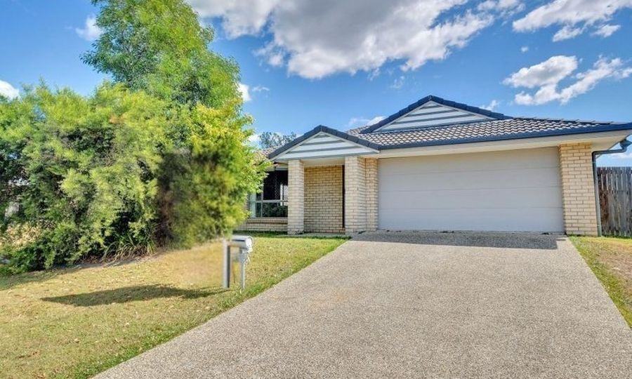 22 Grassdale Cres, Morayfield, QLD 4506