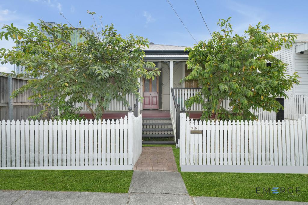 28 FERN ST, WOOLLOONGABBA, QLD 4102